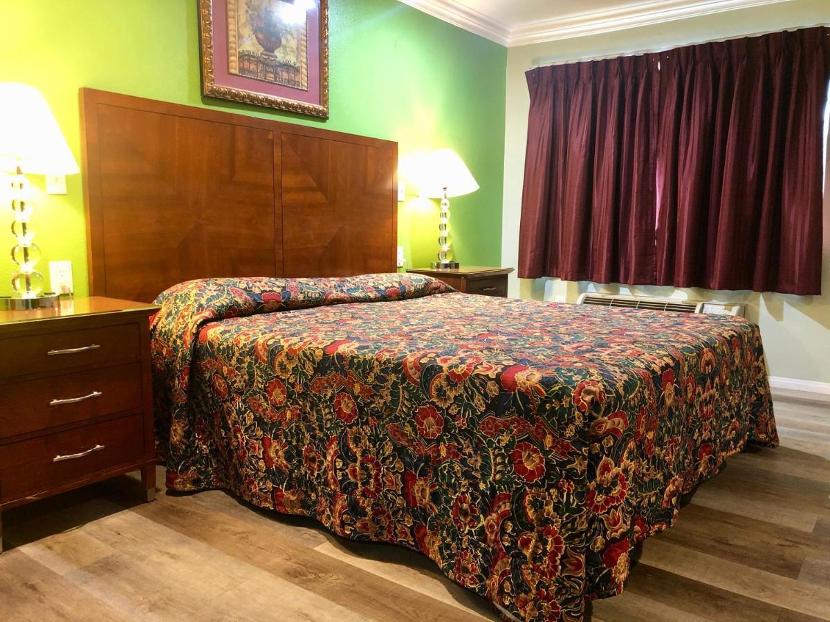 La Petite Rouge Motel 圣地亚哥 外观 照片