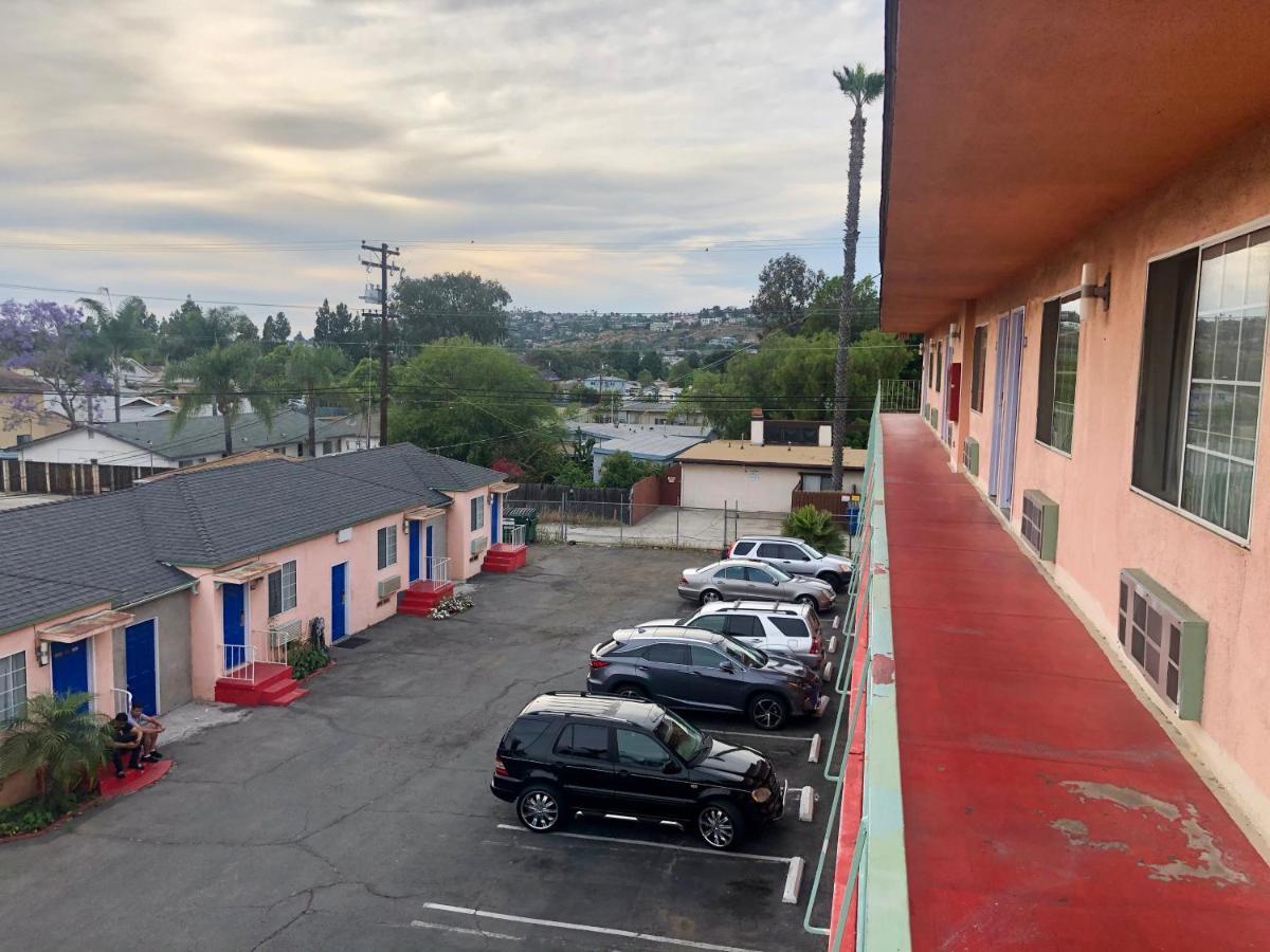 La Petite Rouge Motel 圣地亚哥 外观 照片