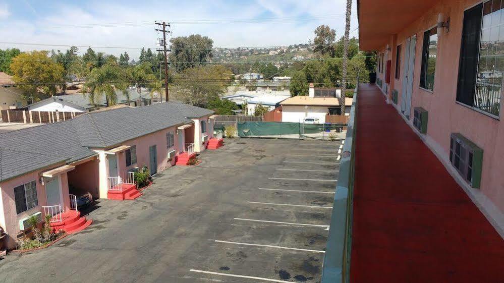 La Petite Rouge Motel 圣地亚哥 外观 照片
